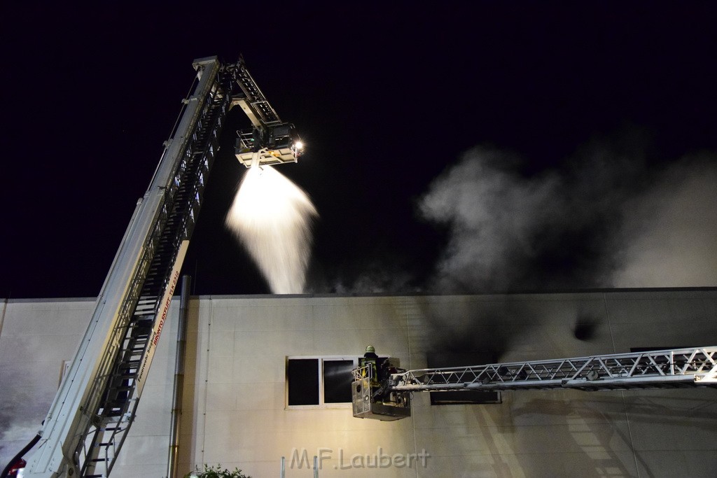 Grossbrand Halle Troisdorf Kriegsdorf Junkersring P748.JPG - Miklos Laubert
